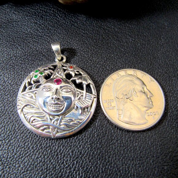 Solid 925 Sterling Silver Summer Sun Face Pendant - Celestial Witchcore Jewelry - Picture 4 of 4